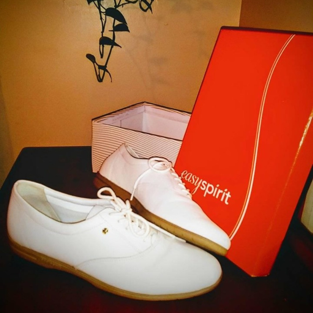 New Easy Spirit Casual Oxfords